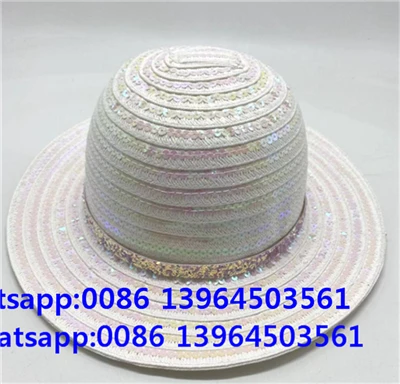 Cappello da donna bianco con paillettes deco