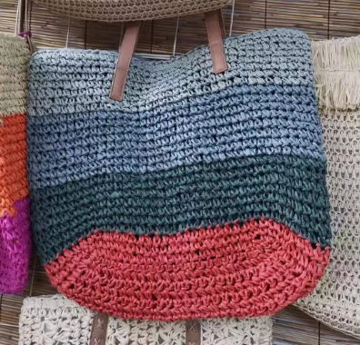 Borsa in paglia naturale di carta all'uncinetto multicolore