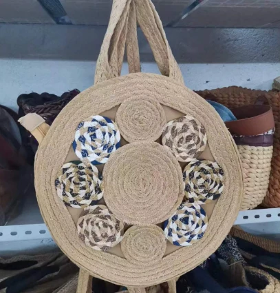 Stuma da spalla da donna a forma rotonda