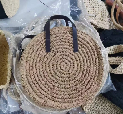 Borsa a tracolla rotonda piccola marrone per ragazza