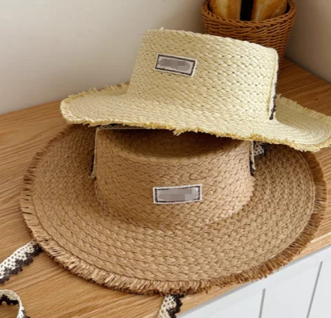 Elegante cappello da spiaggia da donna per l'estate
