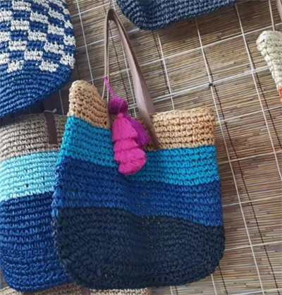 Borsa da donna per ragazza all'uncinetto con rampa sfumata