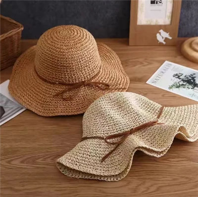 Cappello da spiaggia classico pieghevole in carta da donna