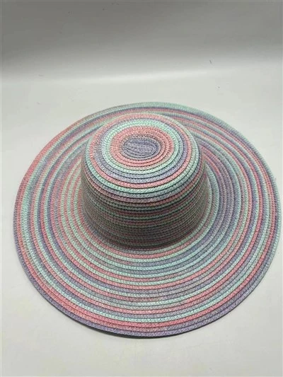 Cappello da donna in paglia di carta colorata