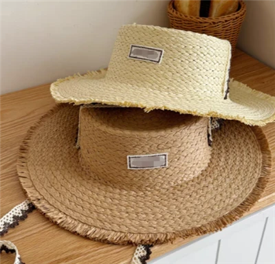 Elegante cappello da spiaggia da donna per l'estate