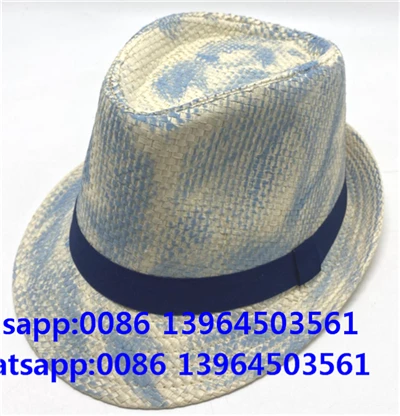 Cappello Fedora con nastro decorativo